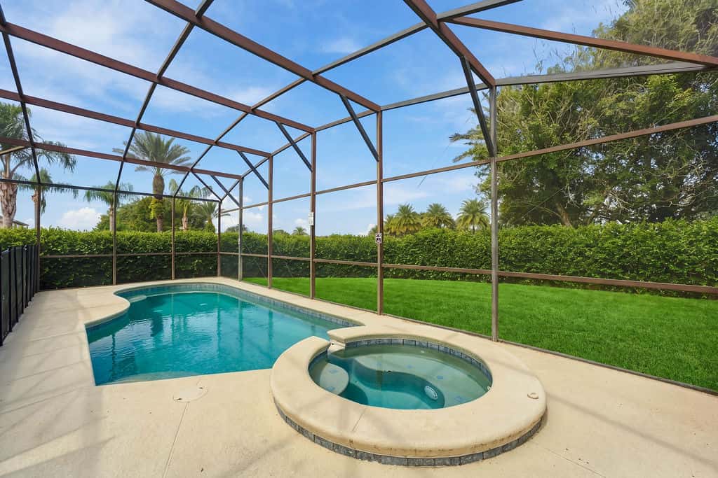 5BR Heated Pool & Spa Home Near Disney