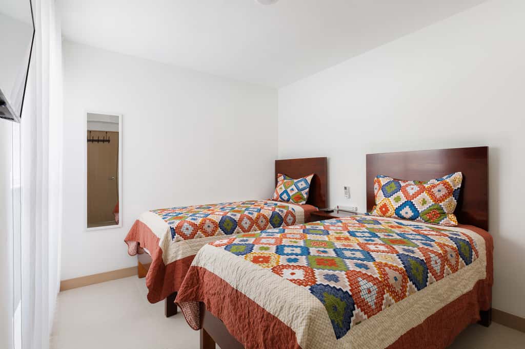 Viva Jaco 1605 Modern Mountain View Apartment 