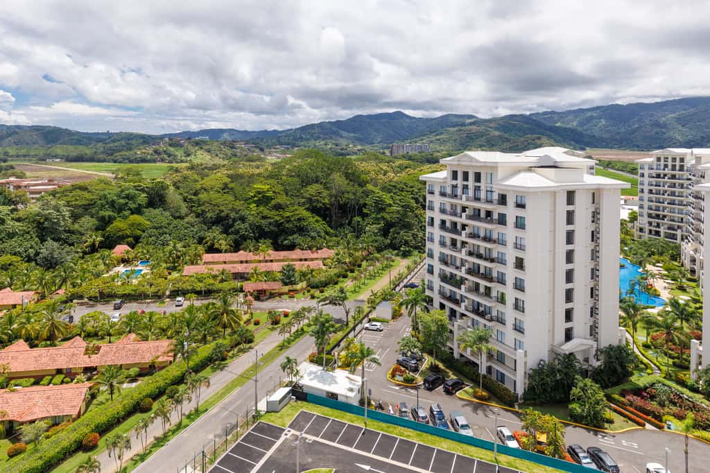 Viva Jaco 1605 Modern Mountain View Apartment 