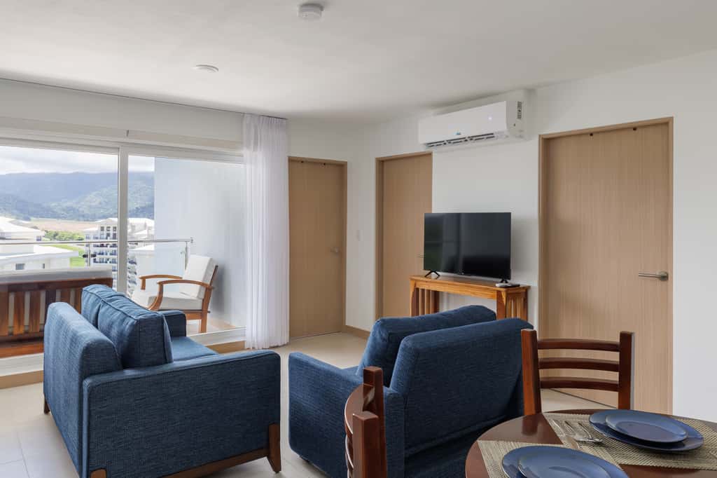 Viva Jaco 1605 Modern Mountain View Apartment 