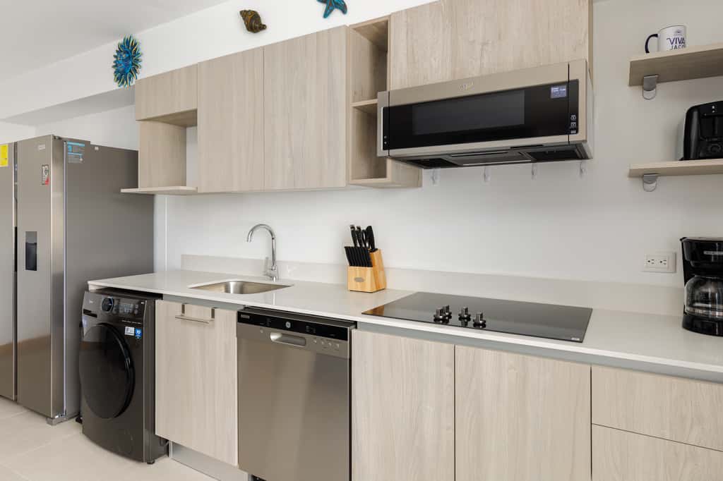 Viva Jaco 1605 Modern Mountain View Apartment 