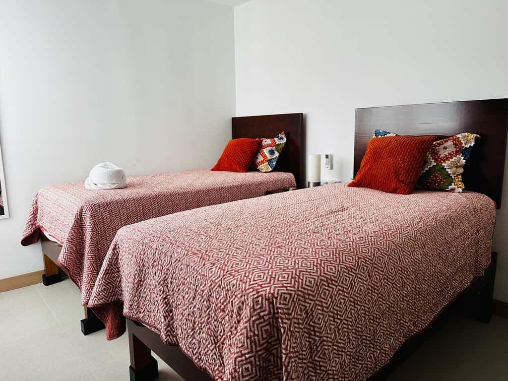 Viva Jaco 1605 Modern Mountain View Apartment 