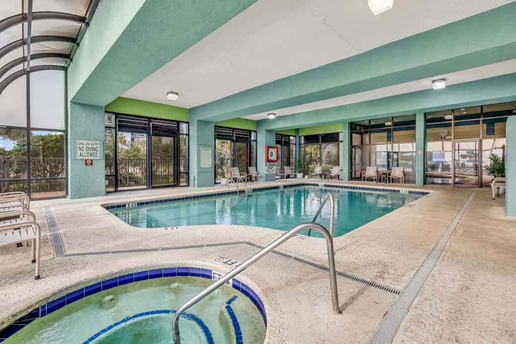 Ocean Views & Coastal Comfort at Meridian Plaza 508