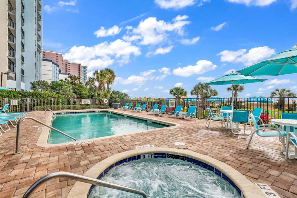 Ocean Views & Coastal Comfort at Meridian Plaza 508