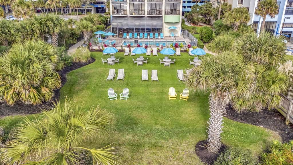 Ocean Views & Coastal Comfort at Meridian Plaza 508