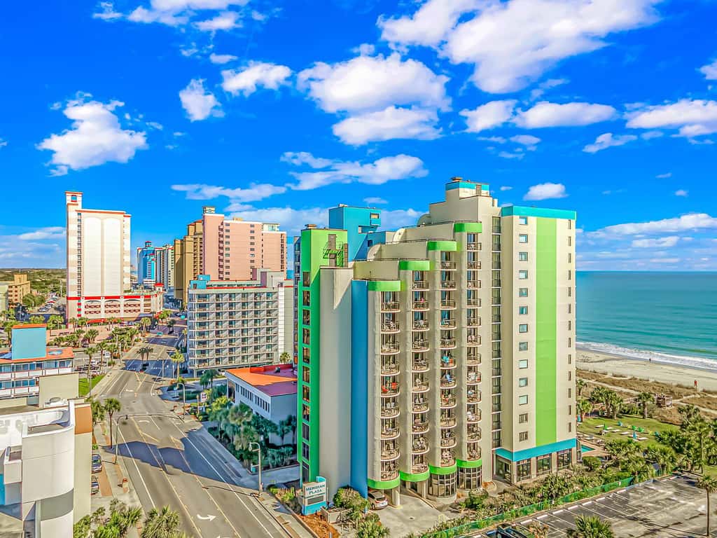 Ocean Views & Coastal Comfort at Meridian Plaza 508