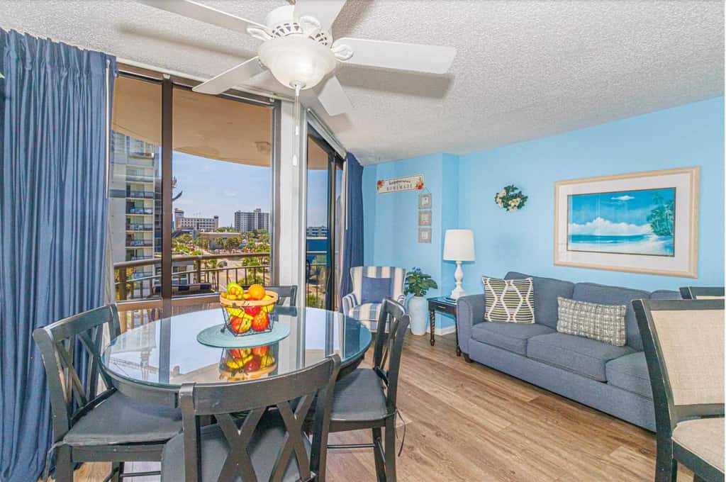 Ocean Views & Coastal Comfort at Meridian Plaza 508