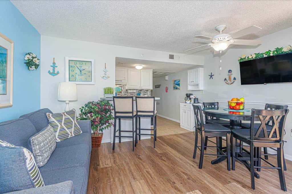 Ocean Views & Coastal Comfort at Meridian Plaza 508
