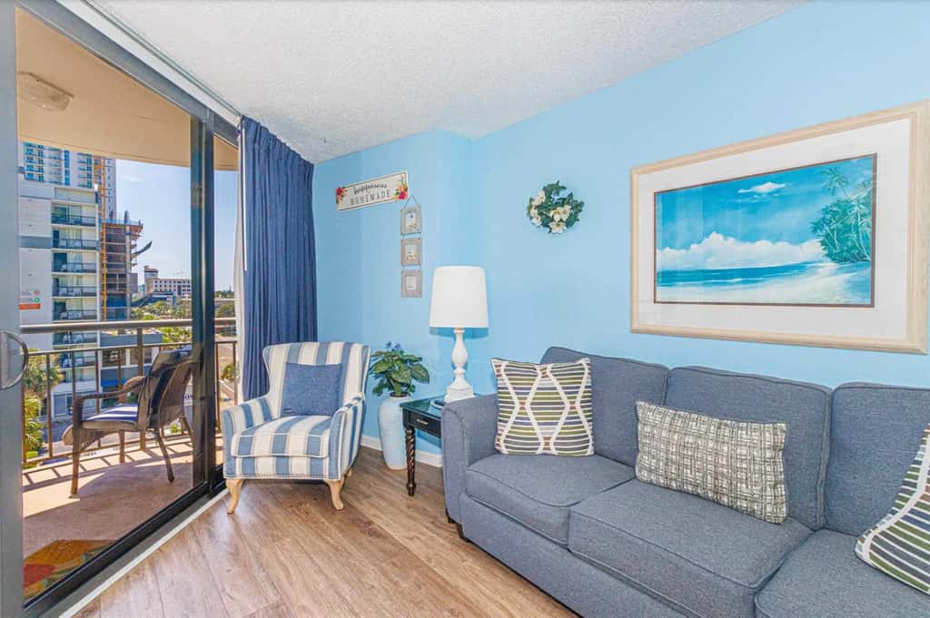 Ocean Views & Coastal Comfort at Meridian Plaza 508