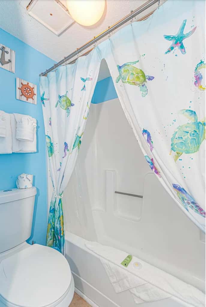 Ocean Views & Coastal Comfort at Meridian Plaza 508
