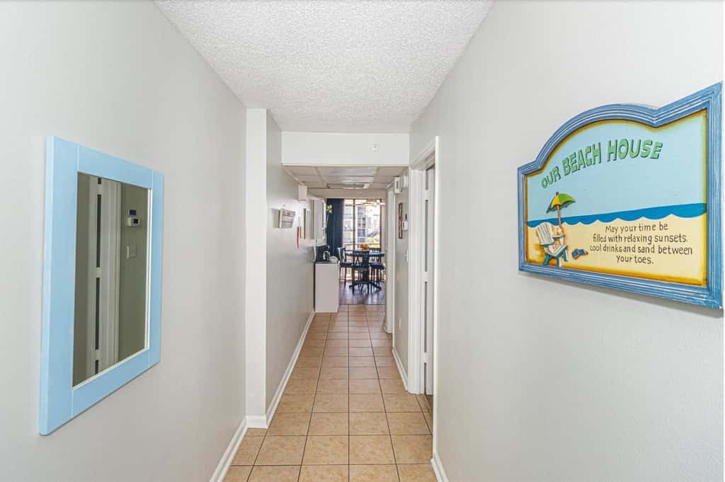 Ocean Views & Coastal Comfort at Meridian Plaza 508