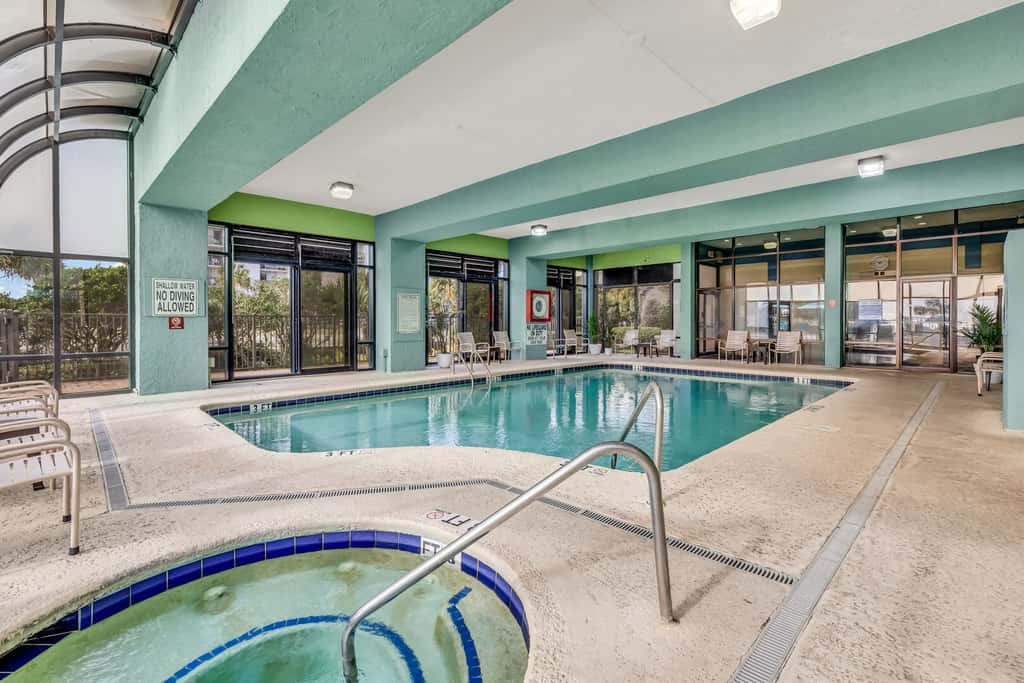 Ocean Views & Resort-Style Relaxation at Meridian Plaza 507