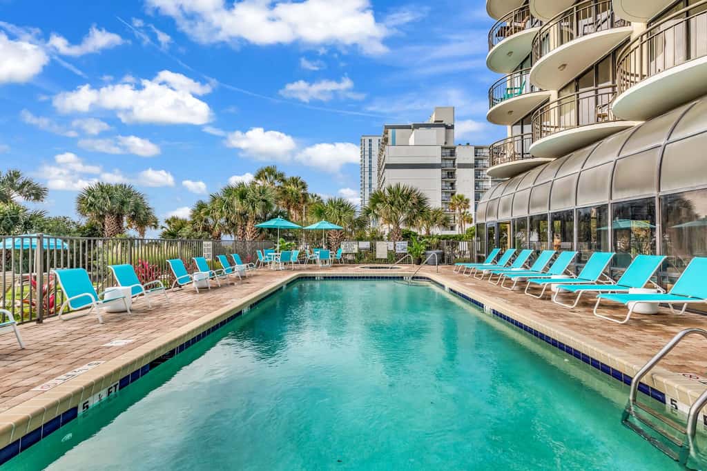 Ocean Views & Resort-Style Relaxation at Meridian Plaza 507