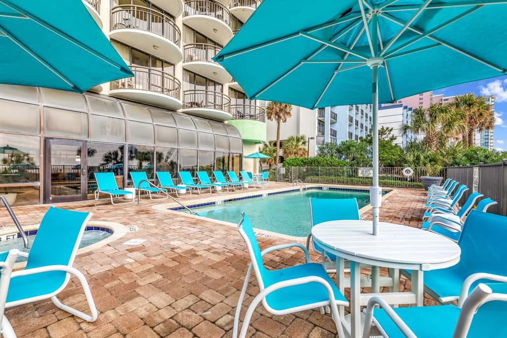 Ocean Views & Resort-Style Relaxation at Meridian Plaza 507