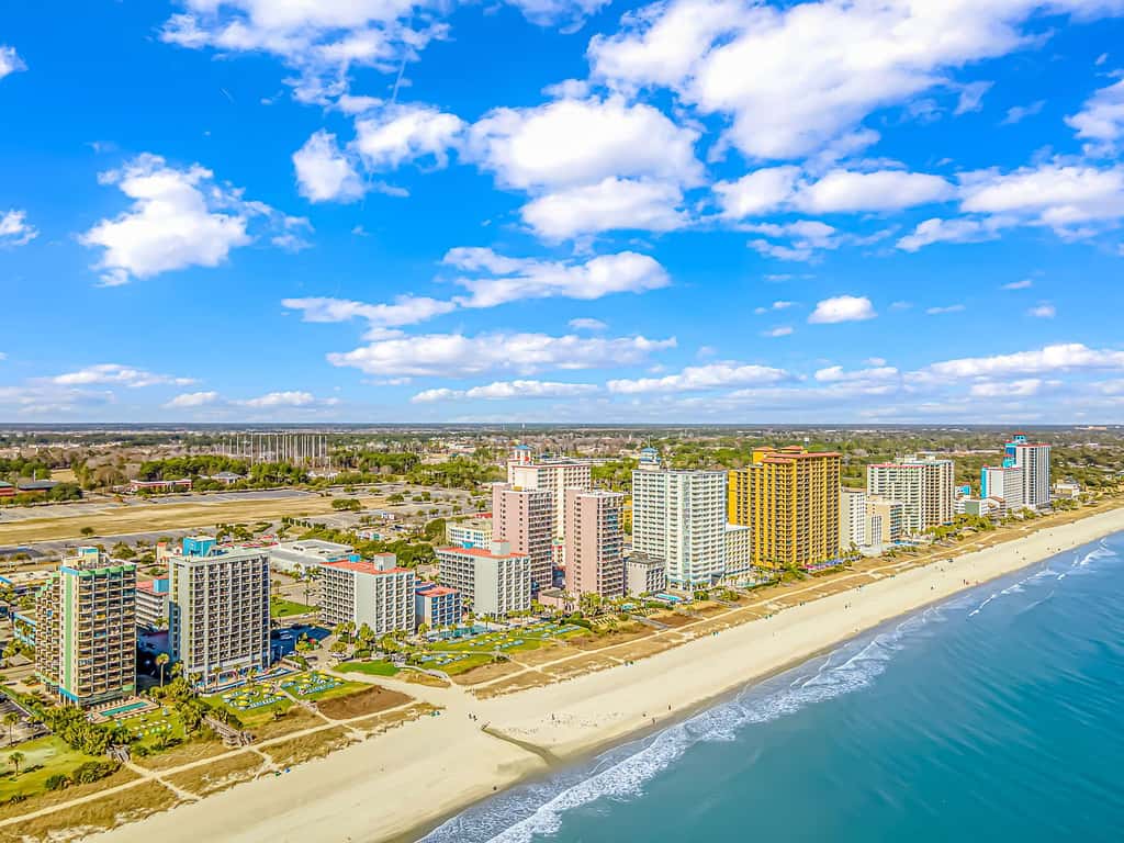 Ocean Views & Resort-Style Relaxation at Meridian Plaza 507