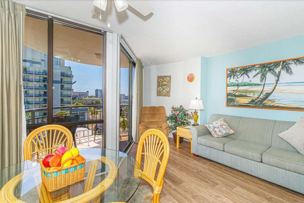 Ocean Views & Resort-Style Relaxation at Meridian Plaza 507