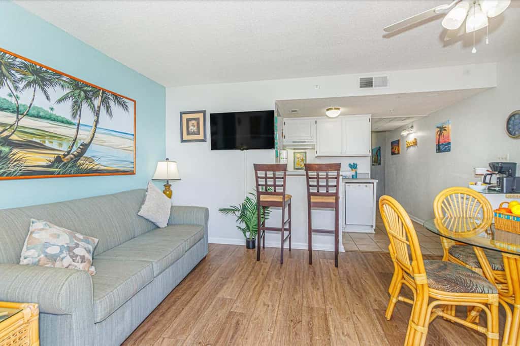 Ocean Views & Resort-Style Relaxation at Meridian Plaza 507