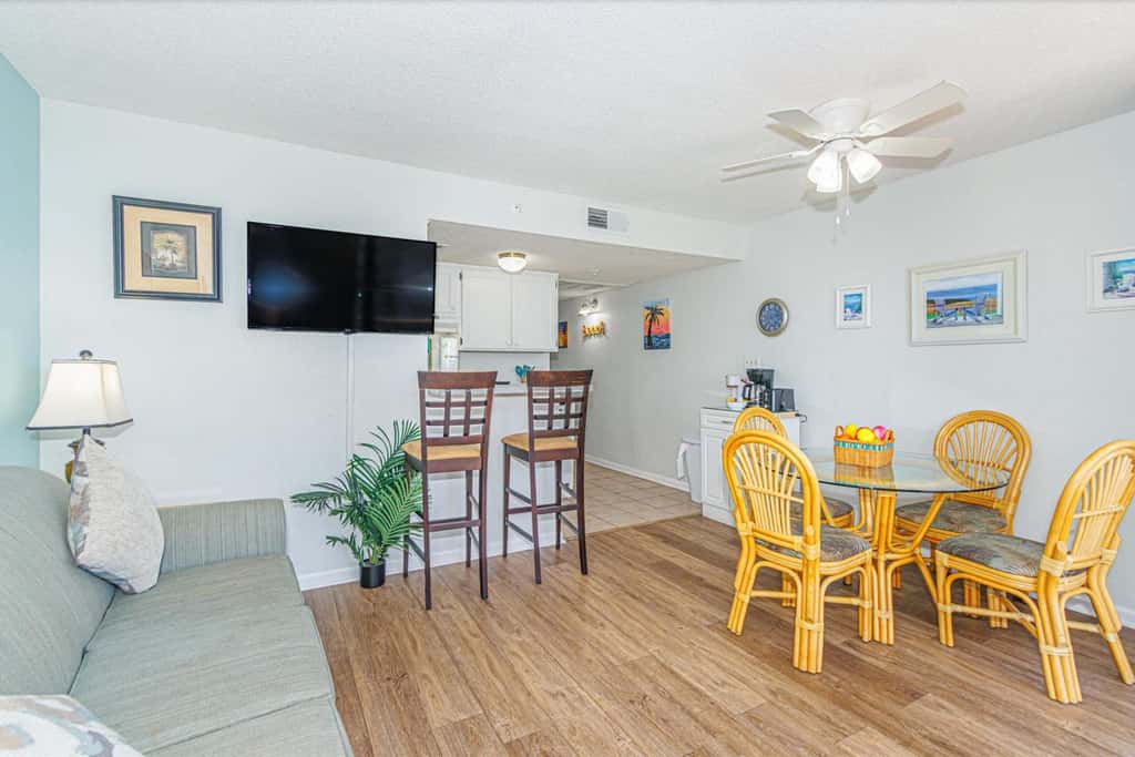 Ocean Views & Resort-Style Relaxation at Meridian Plaza 507