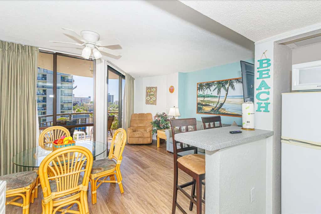 Ocean Views & Resort-Style Relaxation at Meridian Plaza 507