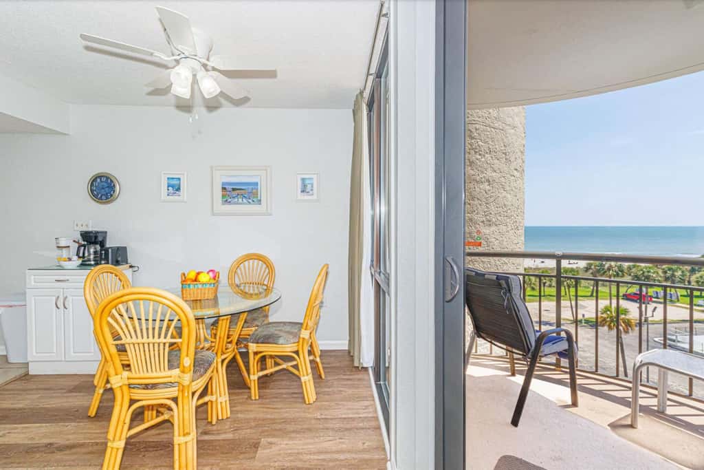 Ocean Views & Resort-Style Relaxation at Meridian Plaza 507