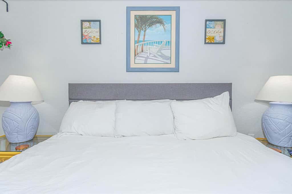 Ocean Views & Resort-Style Relaxation at Meridian Plaza 507