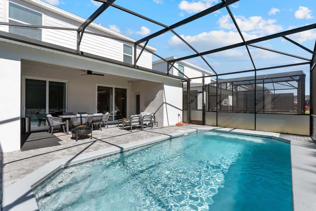 Pool Escape at Windsor Cay
