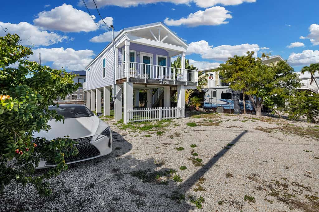 2BR Marathon home with private pool