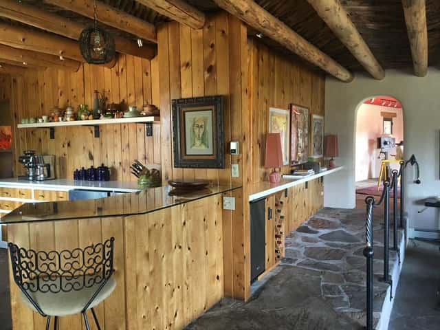 El Nido - Taos Retreat with Hot Tub & Mountain Views