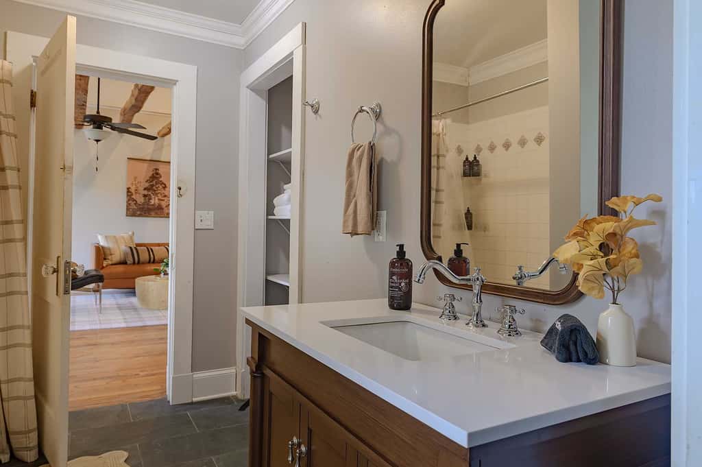 Ridgeview Home with Hot Tub in Lookout Valley