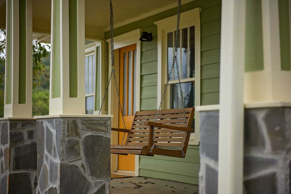 Ridgeview Home with Hot Tub in Lookout Valley