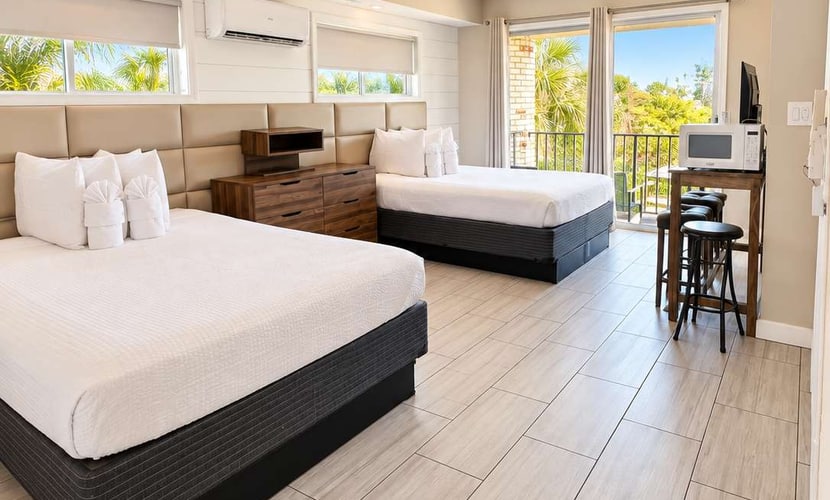 Pack your bags and get Beach Bound at 300 Tenth, Unit 212, where sunny days, ocean breezes, and the best of Myrtle Beach are just moments away. This inviting studio combines coastal comfort with a convenient location, creating the perfect home base for an easygoing beach getaway.
Perfect for up to four guests, the studio features two comfortable queen beds and a full kitchen, giving you the flexibility to enjoy a quick breakfast before heading to the beach, prepare your favorite snacks, or settle in for a relaxed meal after a day of exploring.
Spend your mornings enjoying the nearby shoreline, soak up the Carolina sunshine, or cool off with a refreshing swim in the resortâs outdoor pool. When youâre ready to venture out, Myrtle Beachâs popular dining, shopping, golf, entertainment, and family-friendly attractions are all within easy reach.
Whether youâre planning a couples getaway, a family beach vacation, or a fun trip with friends, Beach Bound offers the comfort, convenience, and coastal location you need for a memorable Myrtle Beach stay.