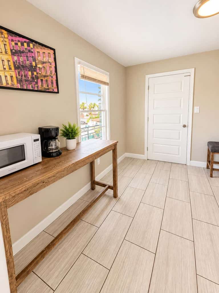 Fall in love with coastal living at Coastal Crush at 300 Tenth, Unit 213, where sun-filled beach days, refreshing ocean breezes, and unforgettable Myrtle Beach adventures await. Ideally located just moments from the shoreline, this inviting studio offers the perfect blend of comfort, convenience, and laid-back seaside charm for your next getaway.

Thoughtfully designed for a relaxing stay, the studio features a welcoming atmosphere and a full kitchen, giving you the freedom to prepare your favorite meals, enjoy leisurely mornings, or unwind after a day of exploring the Grand Strand.

Spend your days soaking up the Carolina sunshine at the nearby beach, lounging by the resort’s outdoor swimming pool, or discovering everything Myrtle Beach has to offer. From popular restaurants and boutique shopping to renowned golf courses, exciting attractions, and family-friendly entertainment, endless coastal experiences are within easy reach.

Whether you're planning a romantic seaside escape, a memorable family vacation, or a fun-filled getaway with friends, Coastal Crush offers a charming retreat with the comforts of home, convenient resort amenities, and an ideal location for making lasting Myrtle Beach memories.
