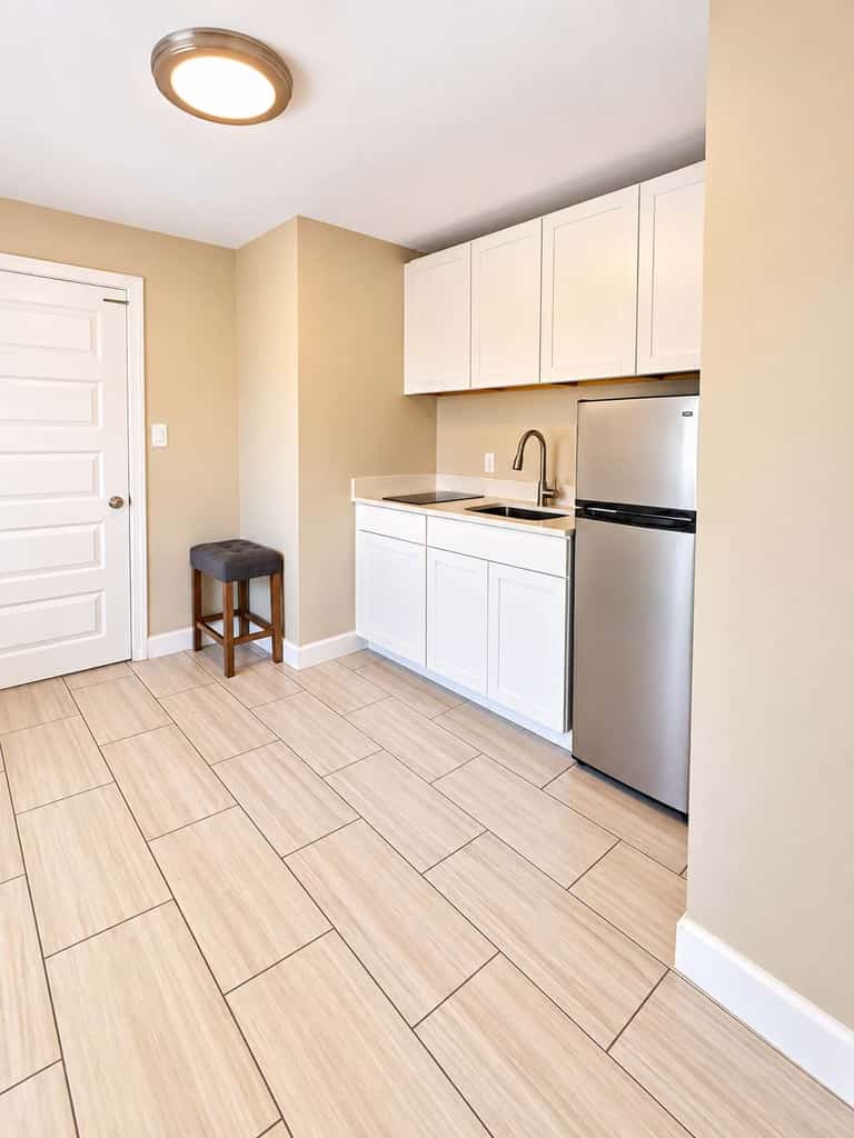 Fall in love with coastal living at Coastal Crush at 300 Tenth, Unit 213, where sun-filled beach days, refreshing ocean breezes, and unforgettable Myrtle Beach adventures await. Ideally located just moments from the shoreline, this inviting studio offers the perfect blend of comfort, convenience, and laid-back seaside charm for your next getaway.

Thoughtfully designed for a relaxing stay, the studio features a welcoming atmosphere and a full kitchen, giving you the freedom to prepare your favorite meals, enjoy leisurely mornings, or unwind after a day of exploring the Grand Strand.

Spend your days soaking up the Carolina sunshine at the nearby beach, lounging by the resort’s outdoor swimming pool, or discovering everything Myrtle Beach has to offer. From popular restaurants and boutique shopping to renowned golf courses, exciting attractions, and family-friendly entertainment, endless coastal experiences are within easy reach.

Whether you're planning a romantic seaside escape, a memorable family vacation, or a fun-filled getaway with friends, Coastal Crush offers a charming retreat with the comforts of home, convenient resort amenities, and an ideal location for making lasting Myrtle Beach memories.