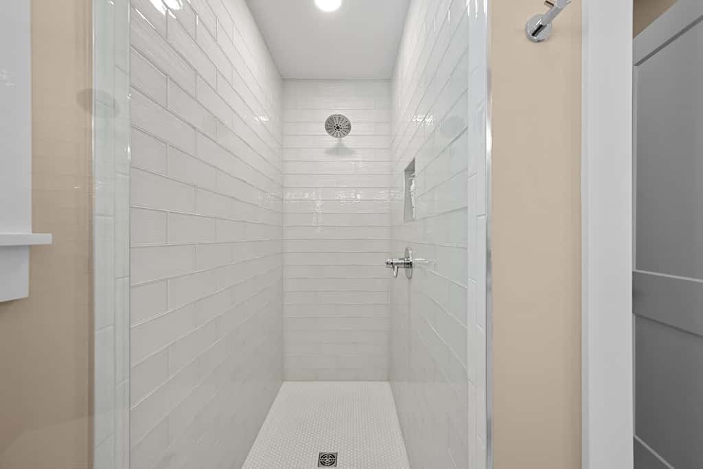 Brand New Retreat Private Pool & Golf Simulator