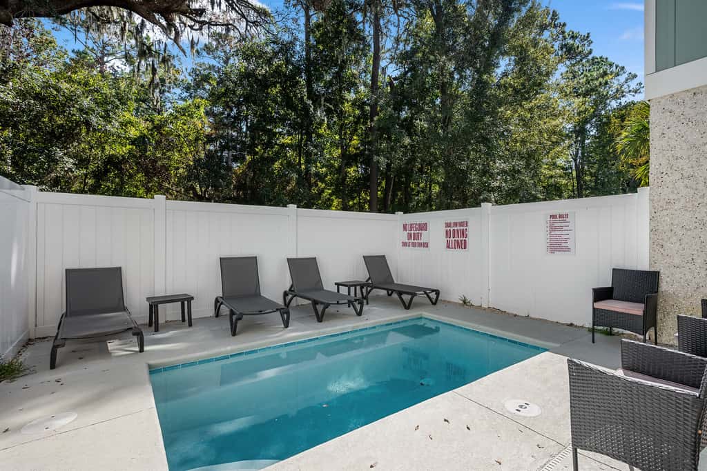 Brand New Retreat Private Pool & Golf Simulator