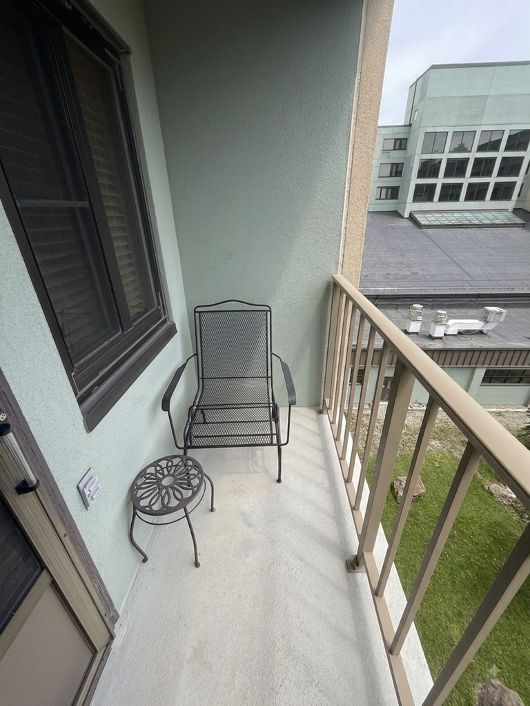 1 BR Plus Loft: Silver Creek 2507