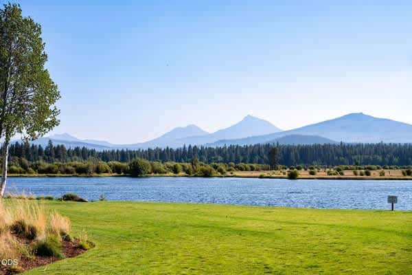Luxury Pines Retreat at Black Butte Ranch 