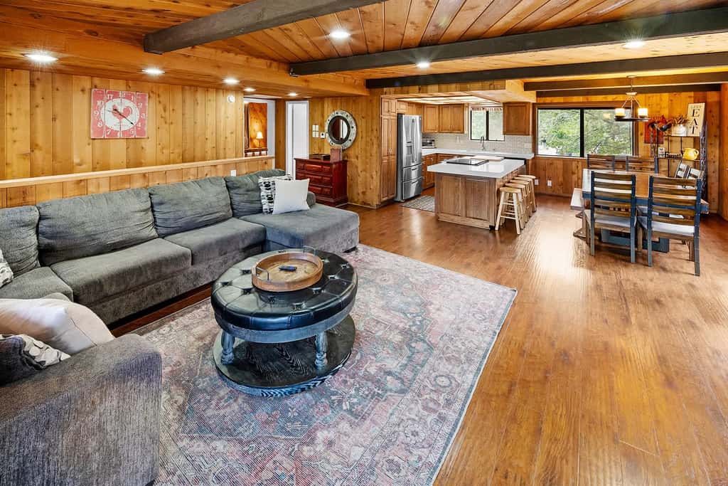 Steps to Snow Summit · 4BR · Spa & Man Cave