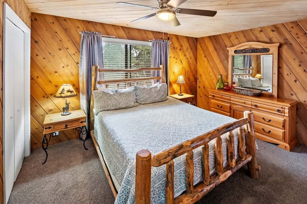 Steps to Snow Summit · 4BR · Spa & Man Cave