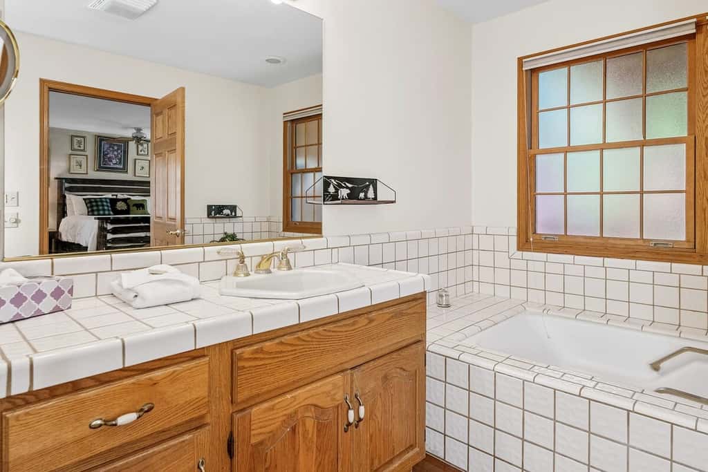 1-Acre Estate · Sleeps 16 · Near Slopes & Village
