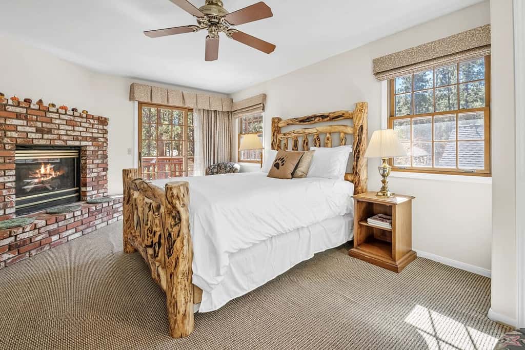 1-Acre Estate · Sleeps 16 · Near Slopes & Village