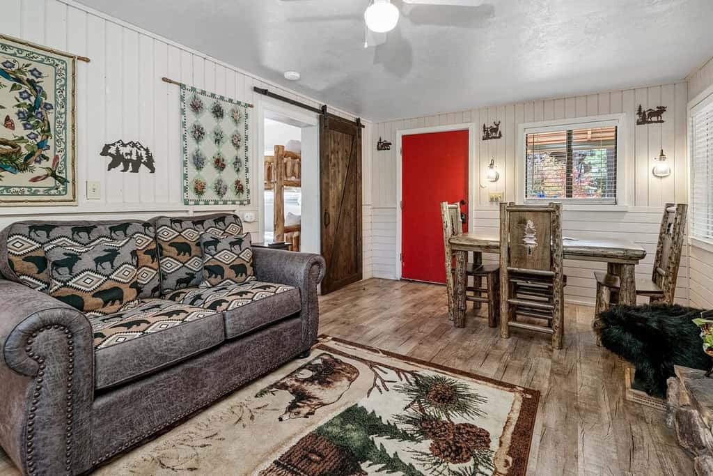 1-Acre Estate · Sleeps 16 · Near Slopes & Village