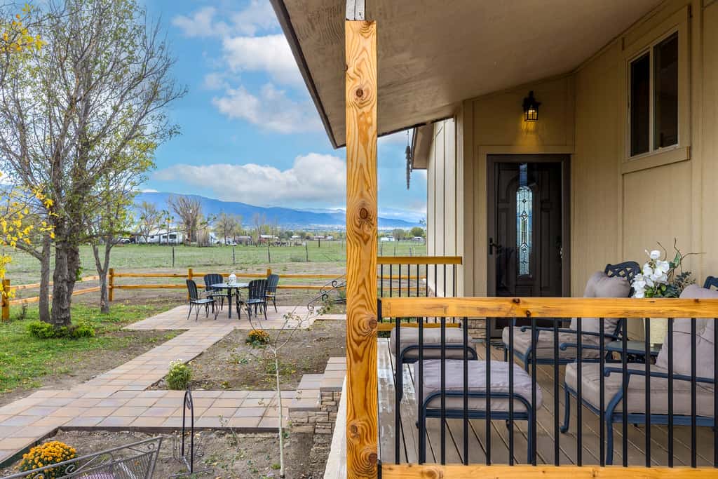Casa del Solecito - Hot Tub, Game Room & Mountain Views