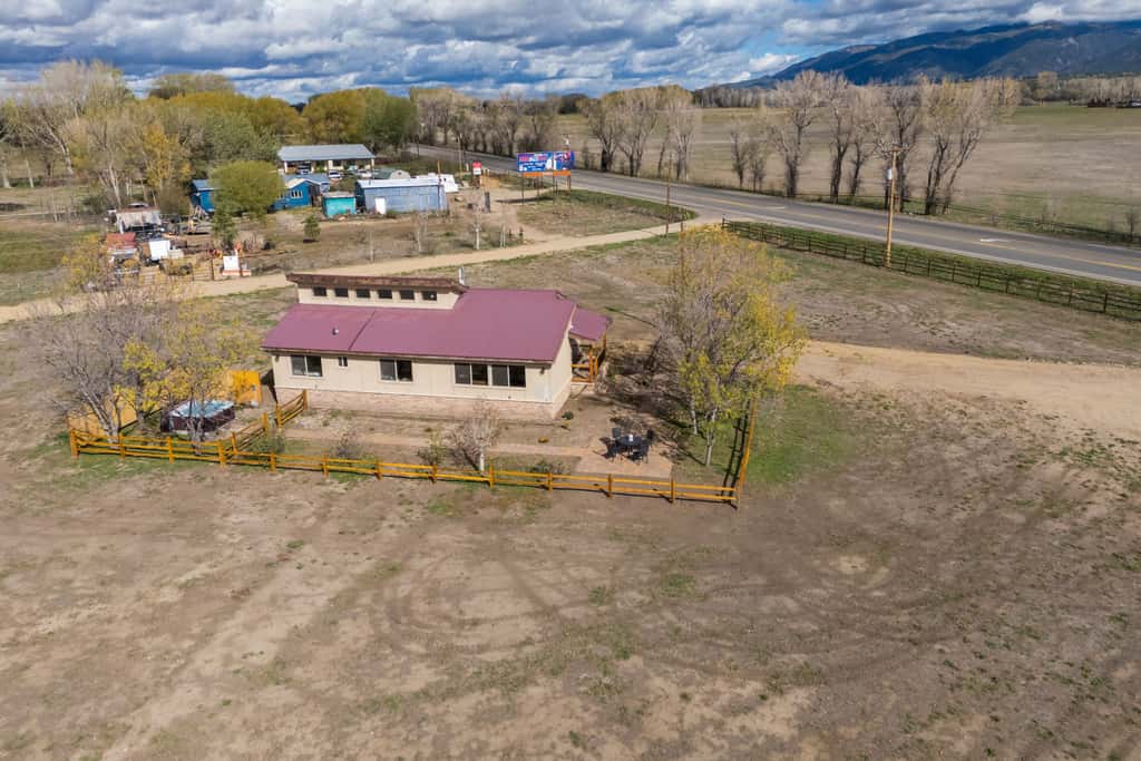 Casa del Solecito - Hot Tub, Game Room & Mountain Views