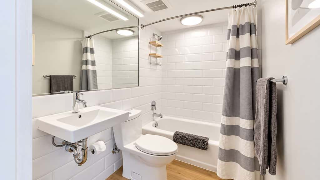 Roami at Studio 135 - Modern and Spacious 2BR