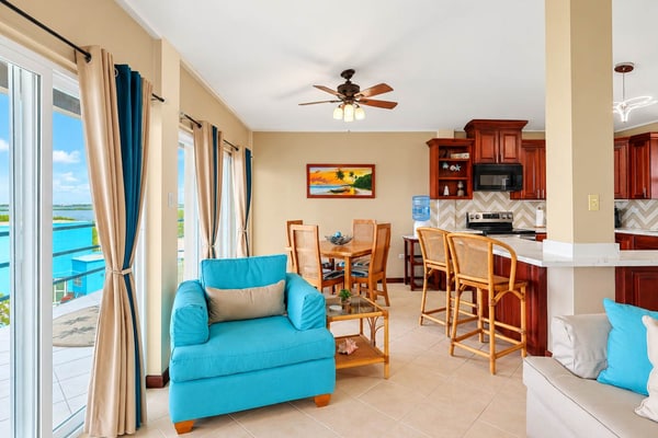 Wake up to lagoon views in this newly renovated one-bedroom condo at Mara Laguna, San Pedro, Ambergris Caye. This third-floor retreat has a king bed, a private balcony, a fully equipped kitchen and access to the community pool. It’s ideal for a solo escape or a getaway for two, with a cafe across the street and town close by.