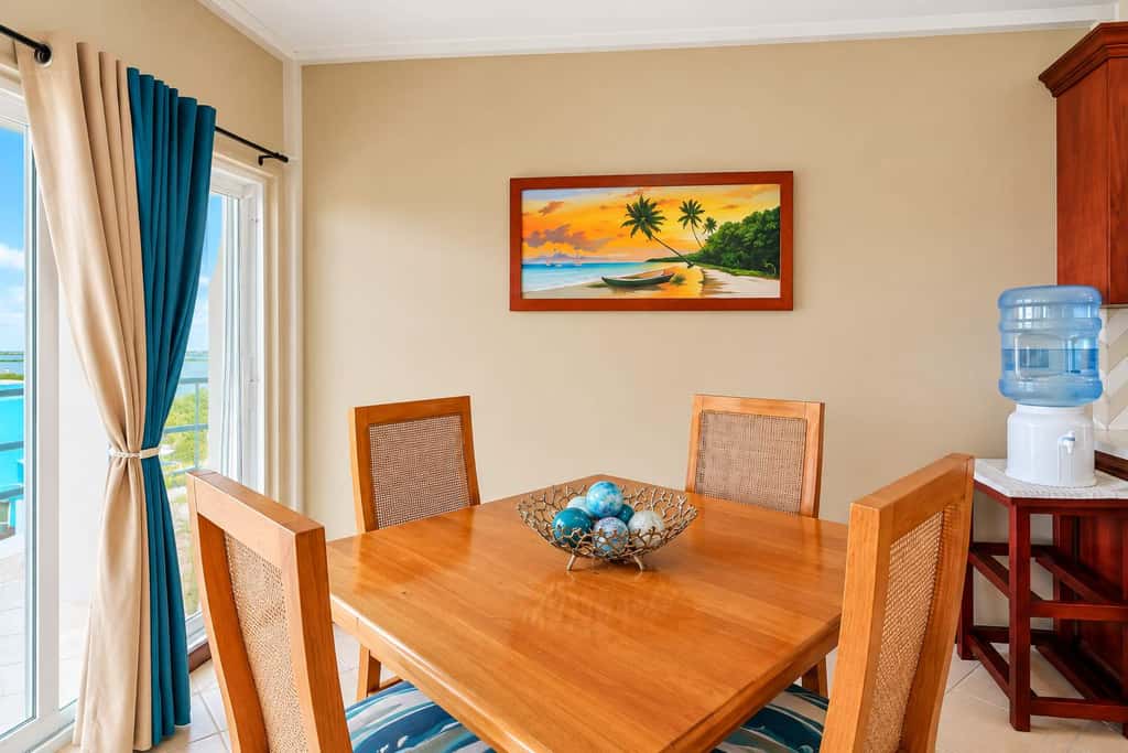 Renovated Lagoon View Condo with Pool in San Pedro
