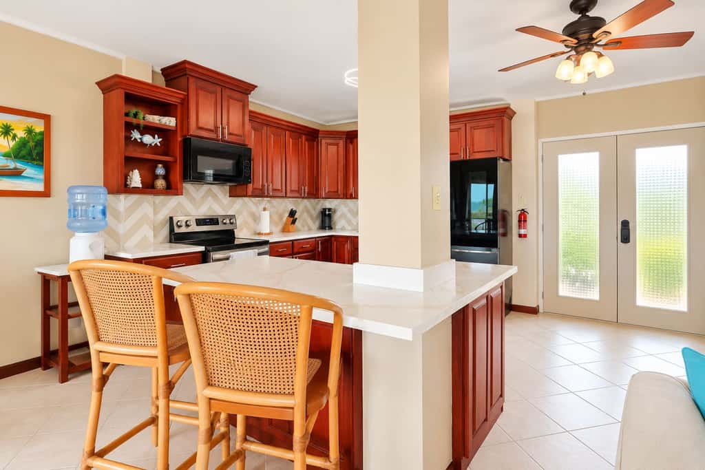 Renovated Lagoon View Condo with Pool in San Pedro