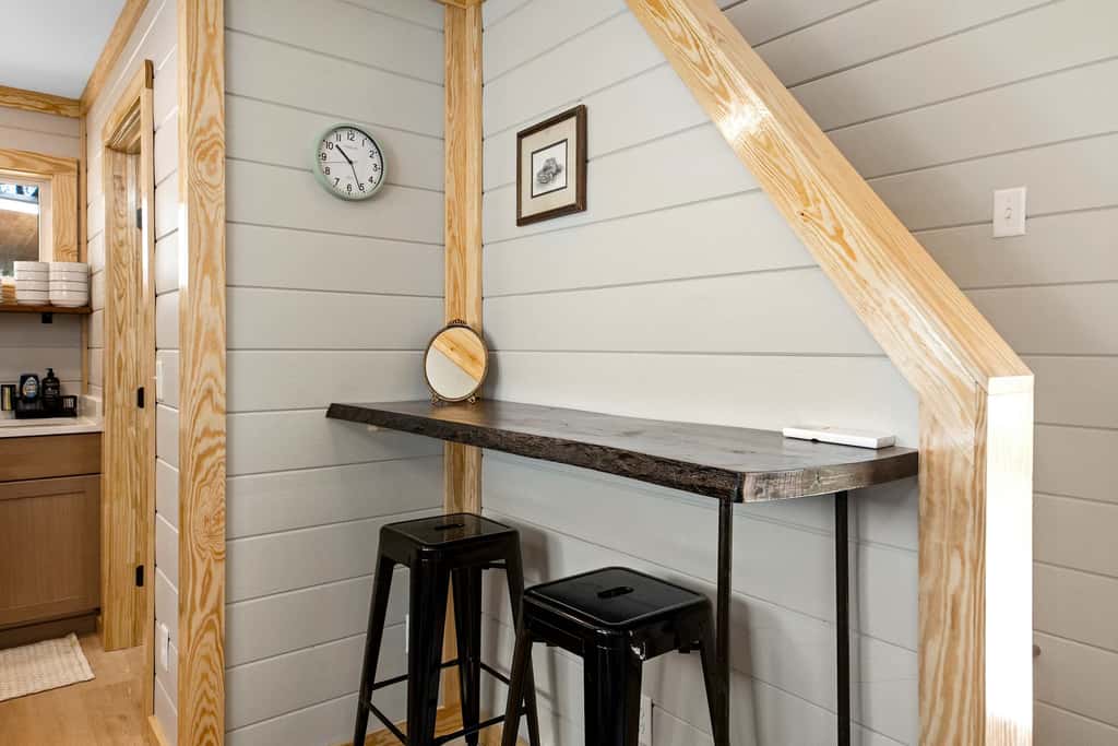 Pine Perch Cabin with Pasture Views