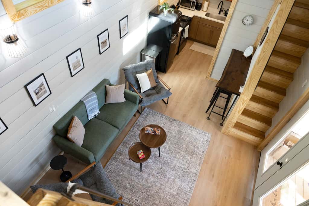 Pine Perch Cabin with Pasture Views